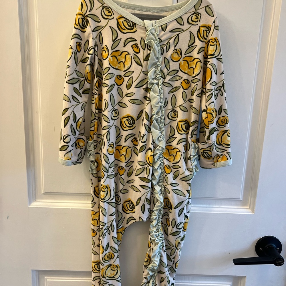 SweetHoney Yellow Rose Kids Pajamas - Yellow and Green